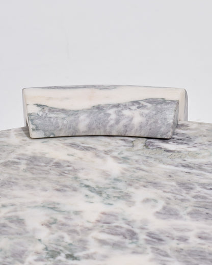 TABLE BASSE EN MARBRE BLANC ET GRIS