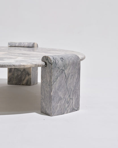 TABLE BASSE EN MARBRE BLANC ET GRIS