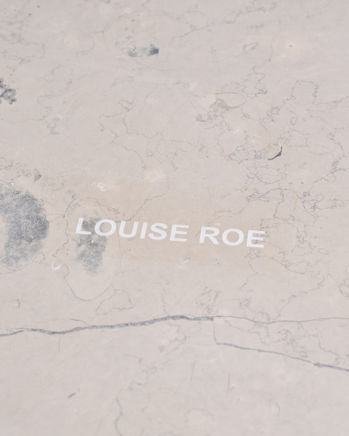 TABLE BASSE EN MARBRE