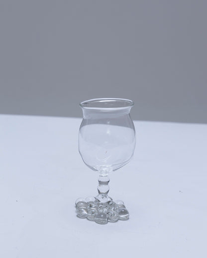 PAIR OF WINE GLASSES