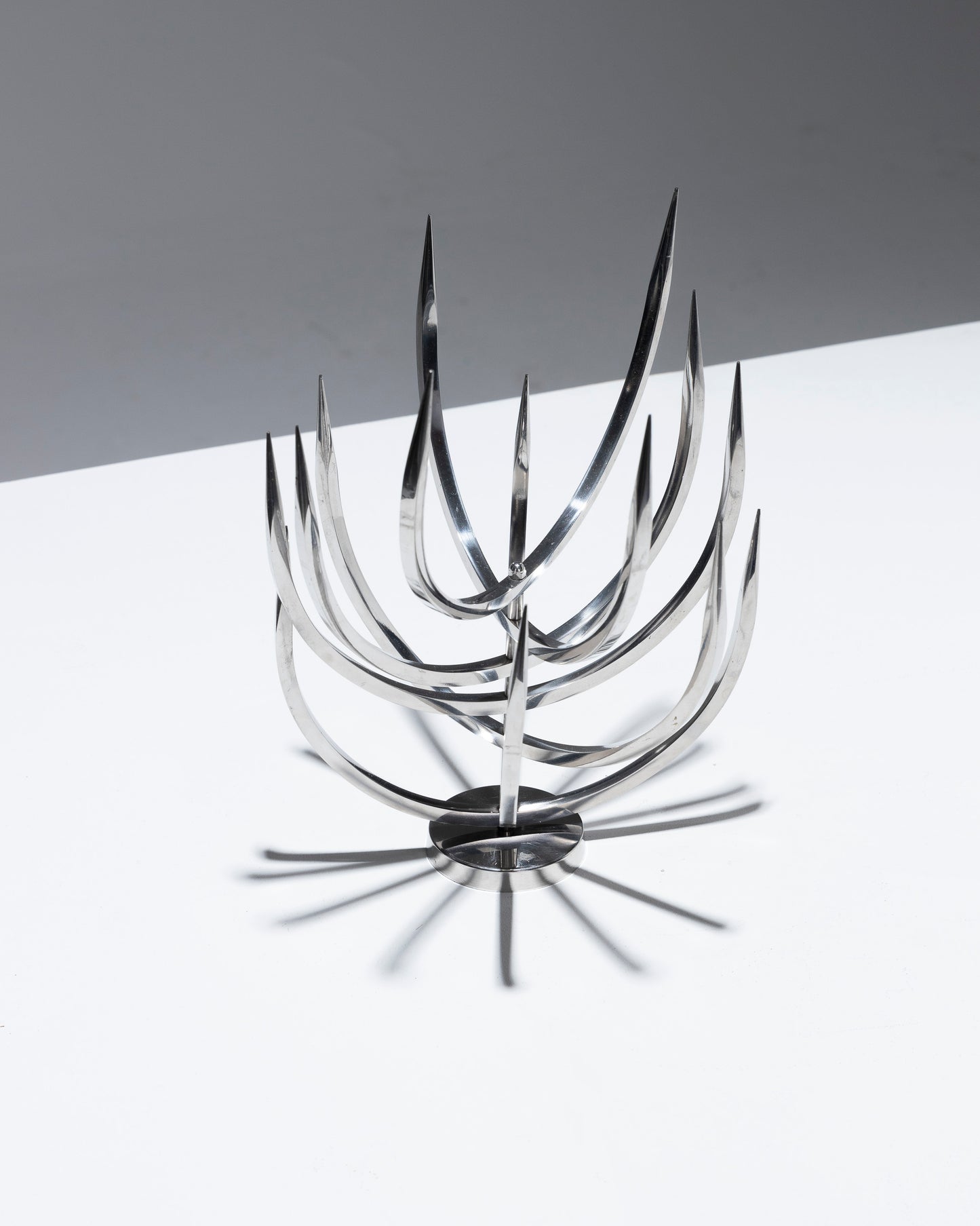 "Metal candle holder by Xavier Feal