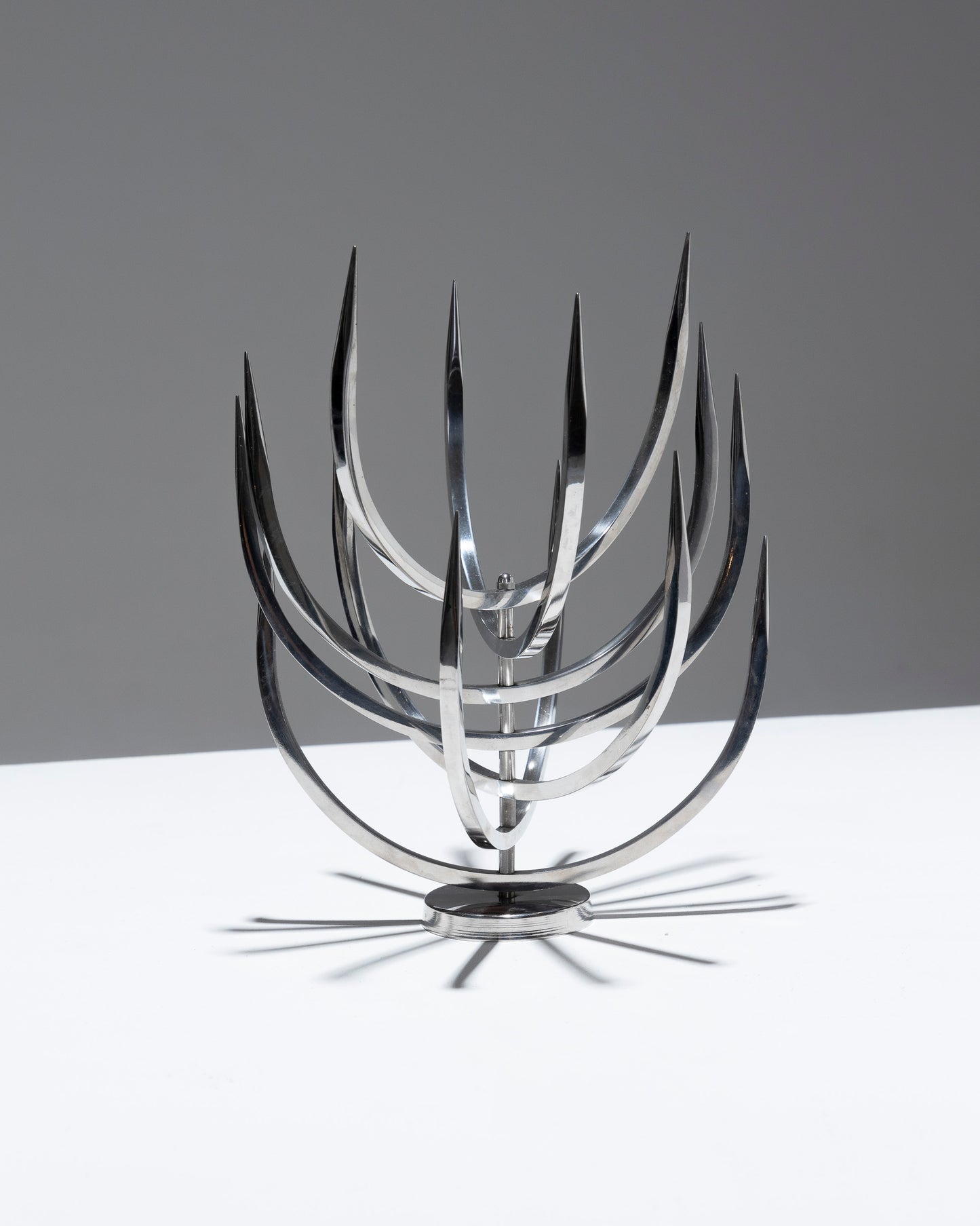 "Metal candle holder by Xavier Feal