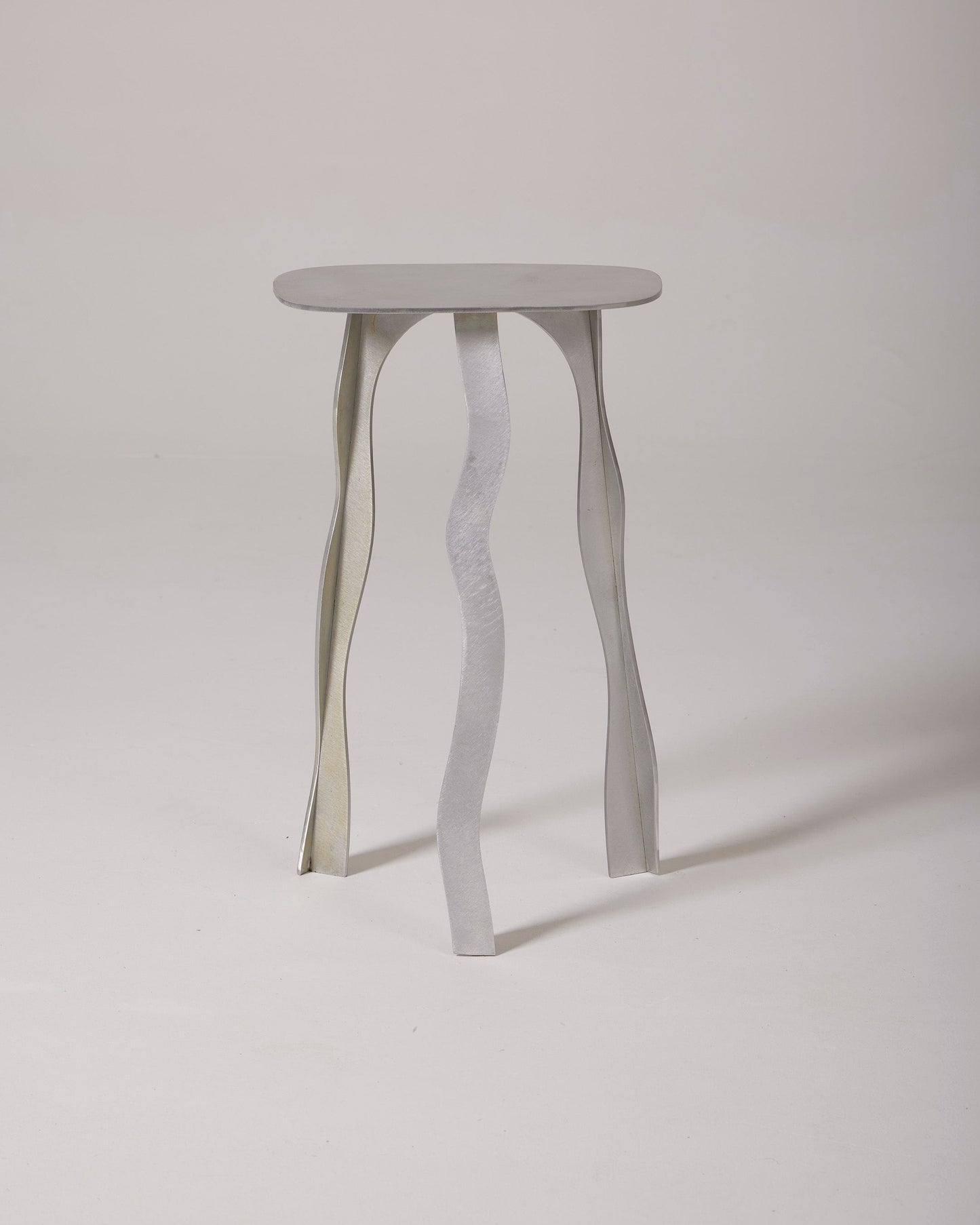 TABOURET EN ALUMINIUM