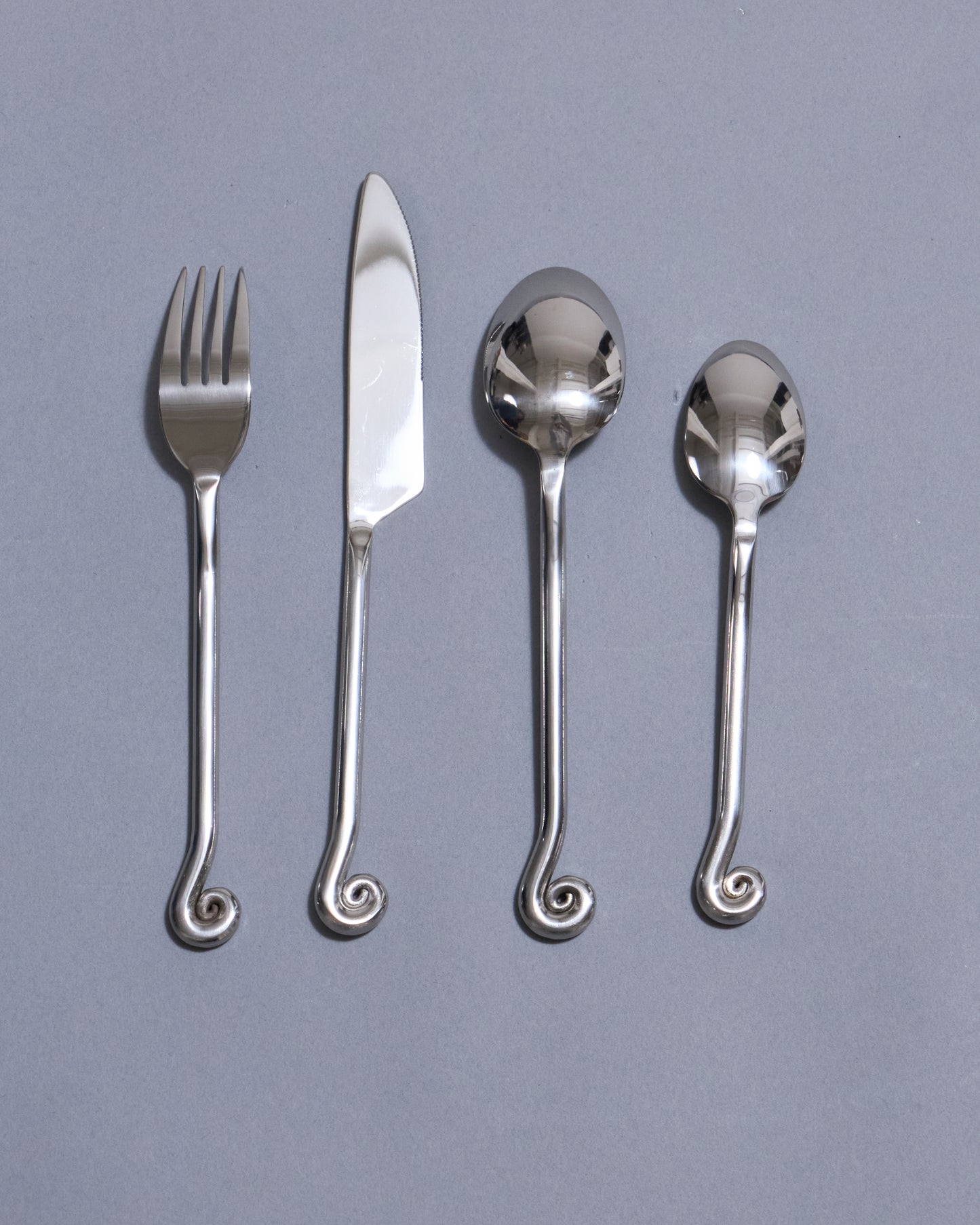 SET OF 4 SPIRAL METAL CUTLERY