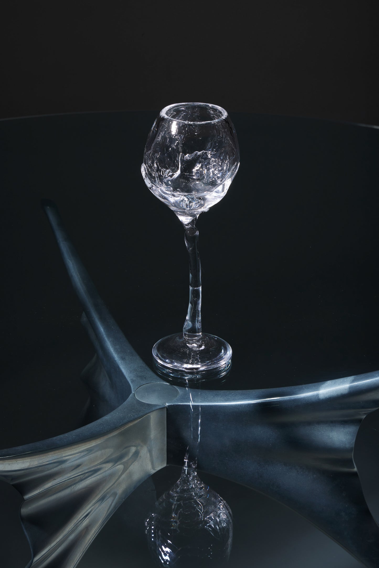 FREE-FORM WINE GLASS