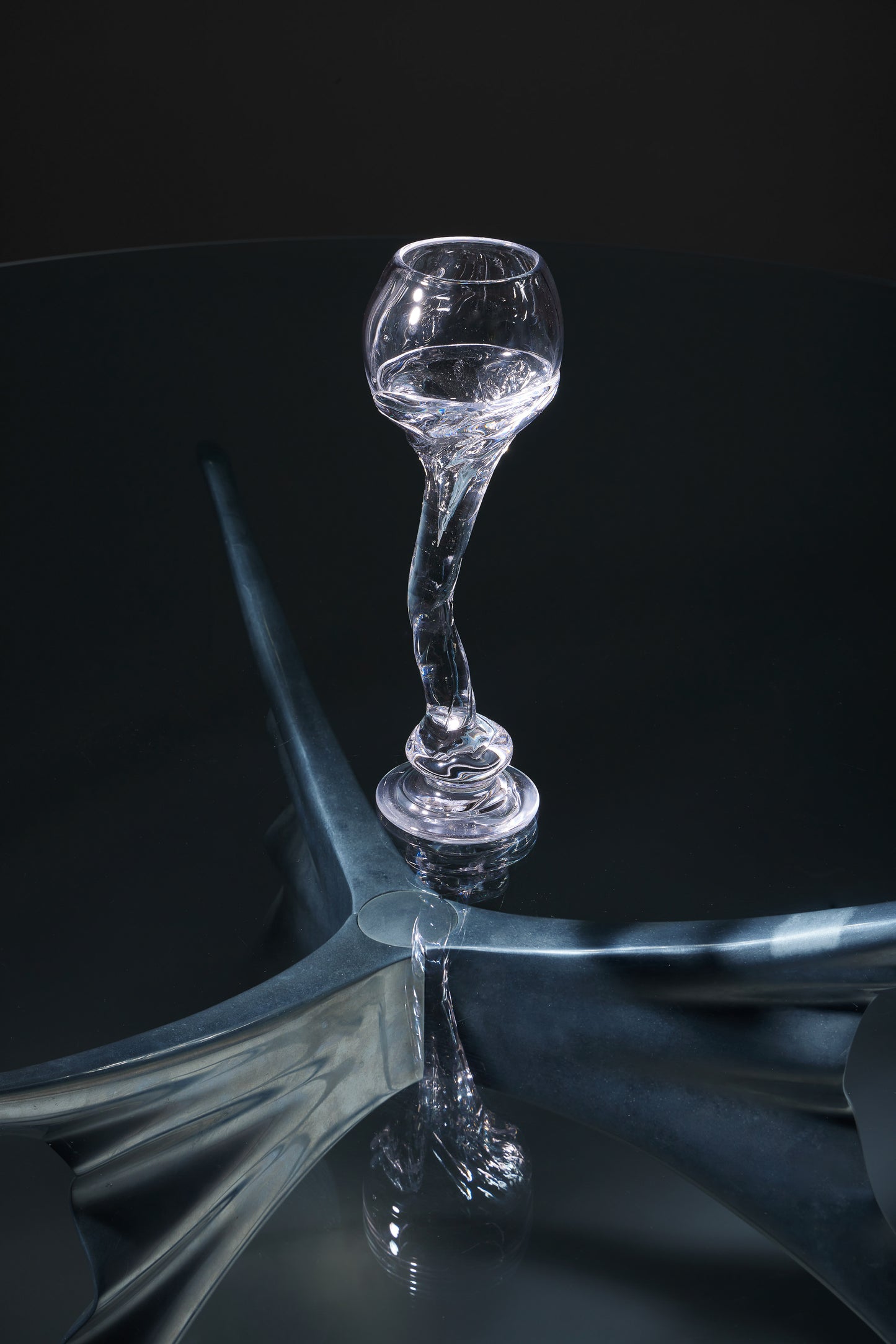 FREE-FORM WINE GLASS