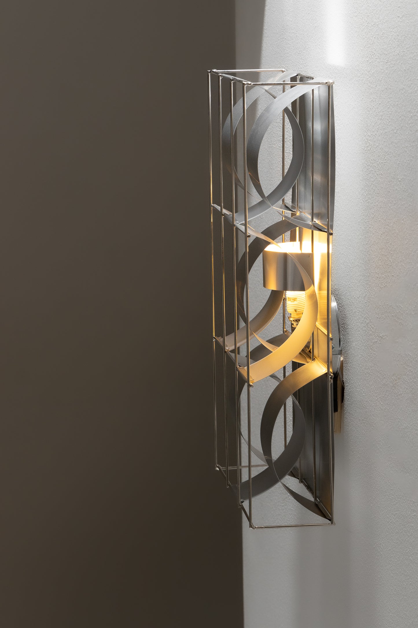 "ALAPHA" MAX SAUZE WALL LAMP