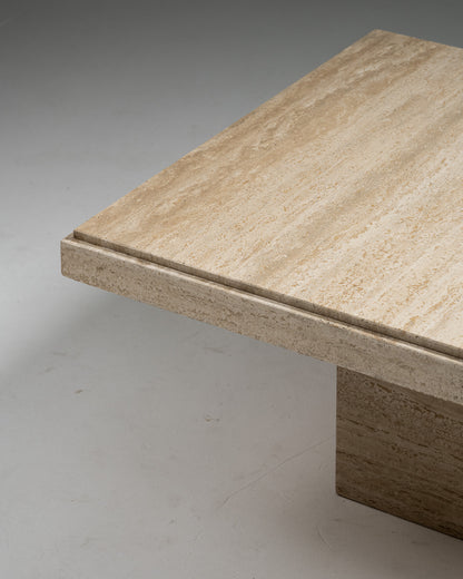 TABLE BASSE CARRÉE EN TRAVERTIN, 1980s