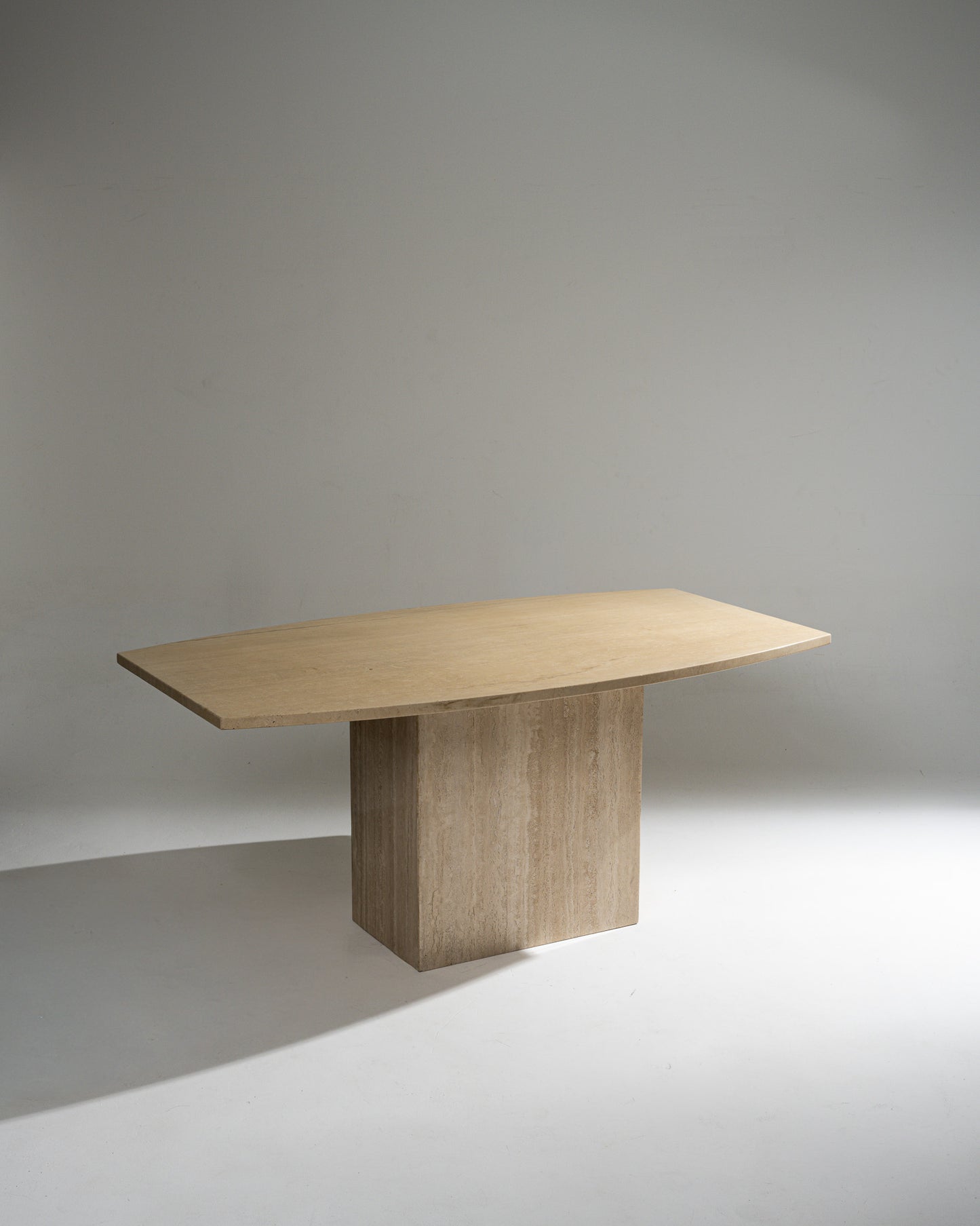 TABLE À MANGER EN TRAVERTIN, 1980s