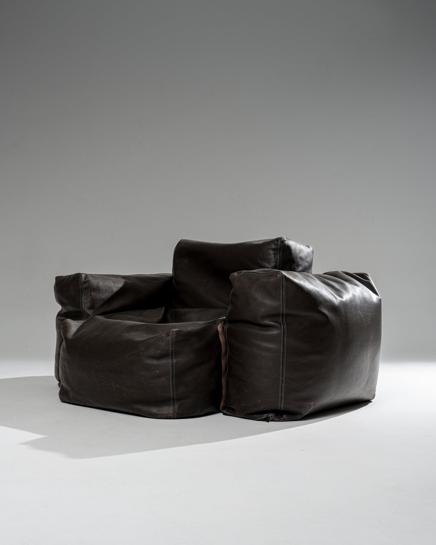 FAUTEUIL OBLONG, JASPER MORRISON, CAPPELLINI, 2000s