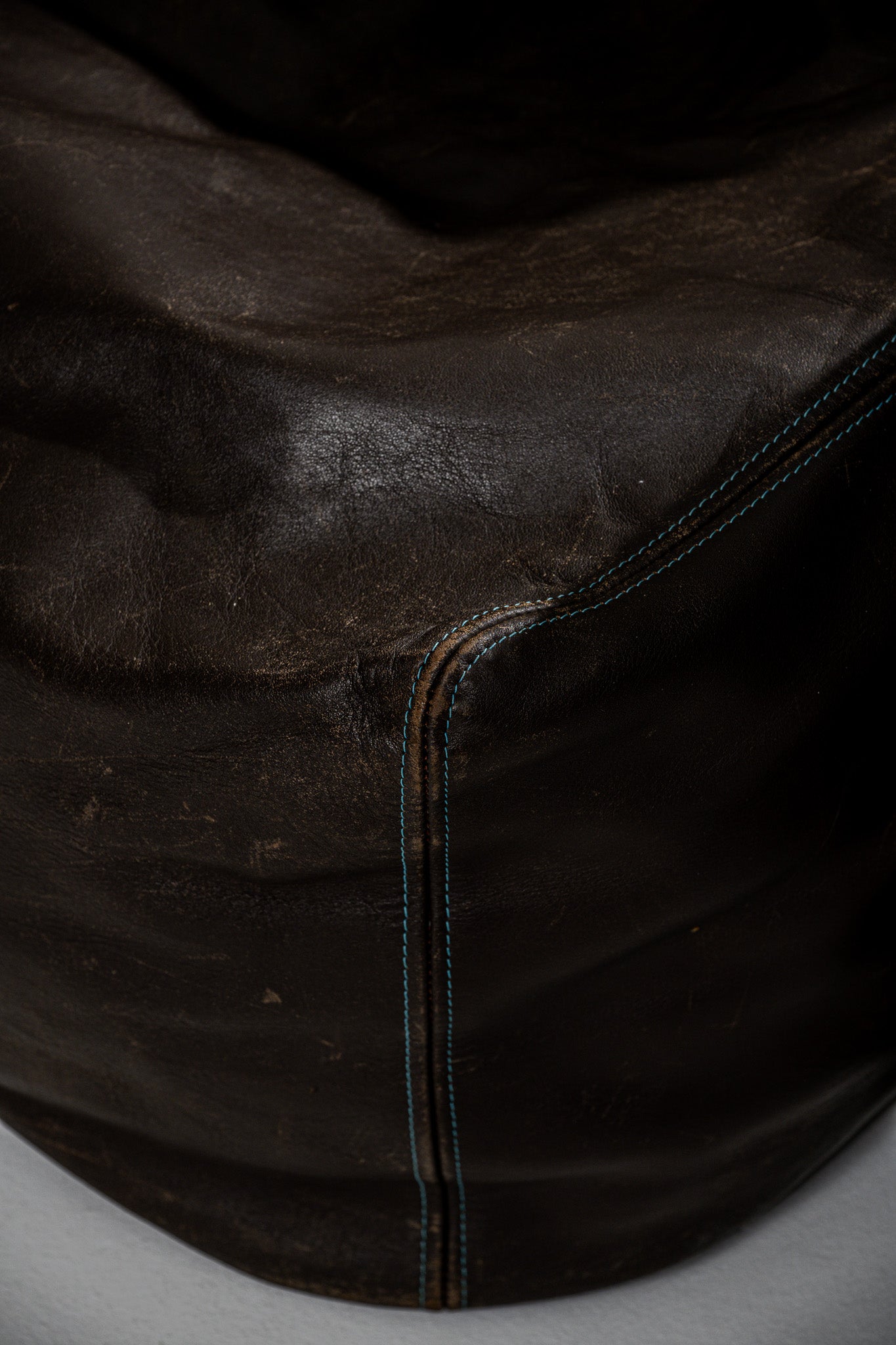 FAUTEUIL OBLONG, JASPER MORRISON, CAPPELLINI, 2000s