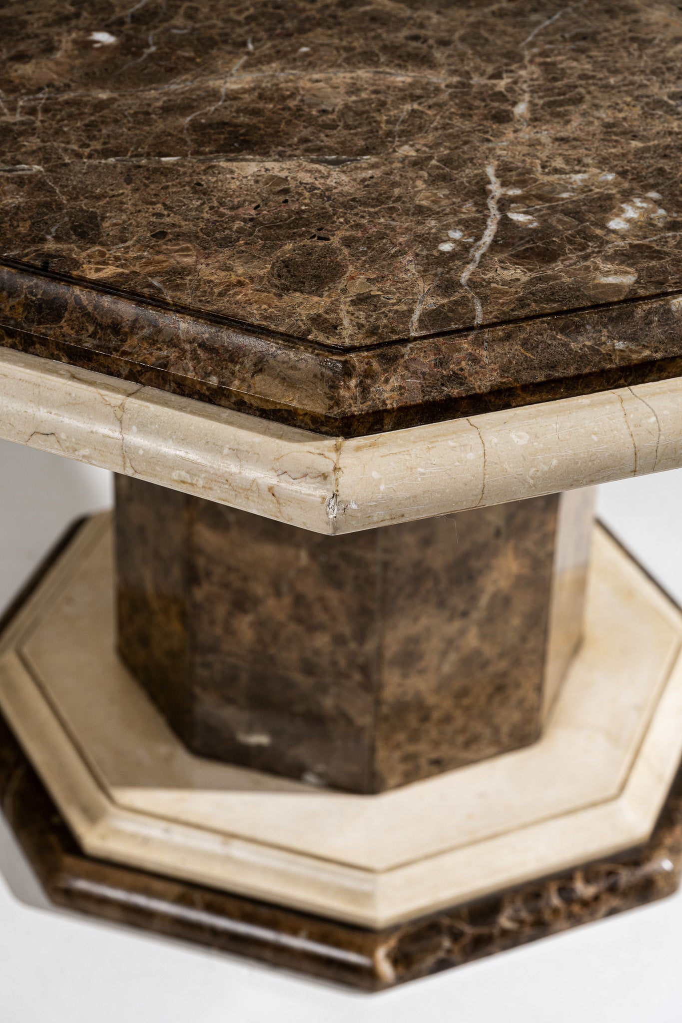 TABLE À MANGER OCTOGONALE EN MARBRE, 1970s