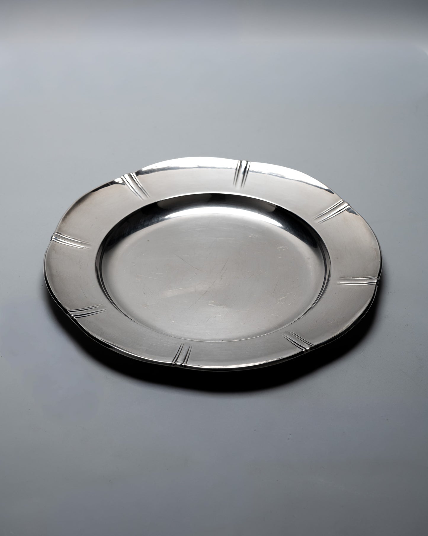 PLAT DE SERVICE EN MÉTAL ARGENTÉ, GALLIA, 1930s