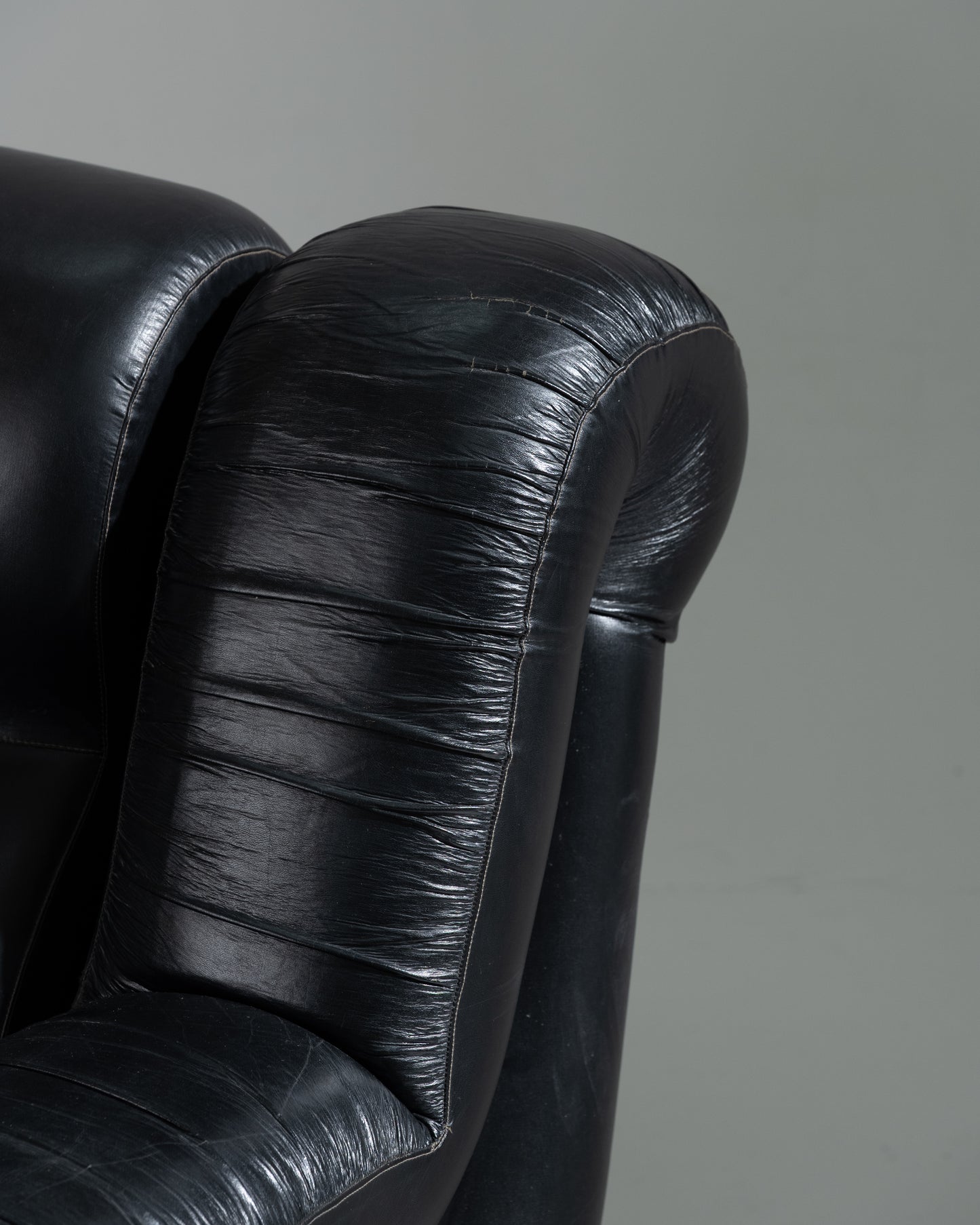 FAUTEUIL ITALIEN EN CUIR, 1970s