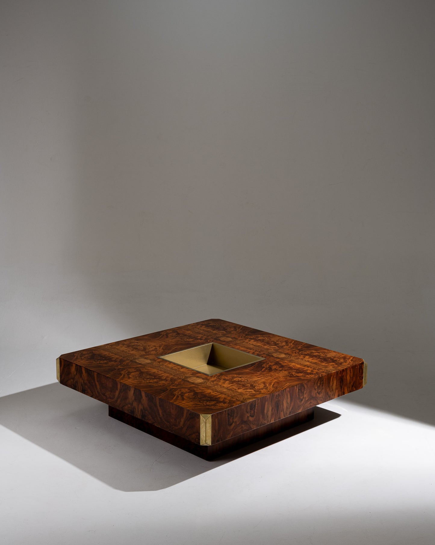 ELM BURL COFFEE TABLE, WILLY RIZZO, 1970s