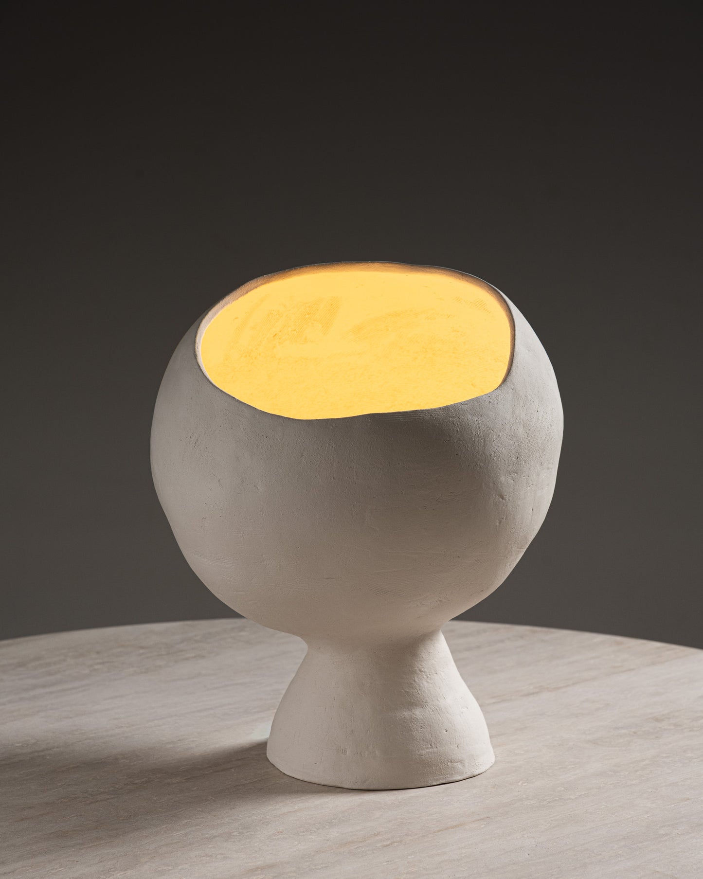 GLOBE FLOOR LAMP IN STONEWARE