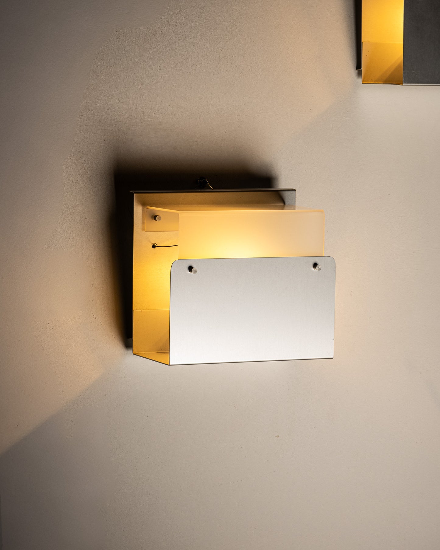 GLASS AND METAL WALL LIGHT, 1980s