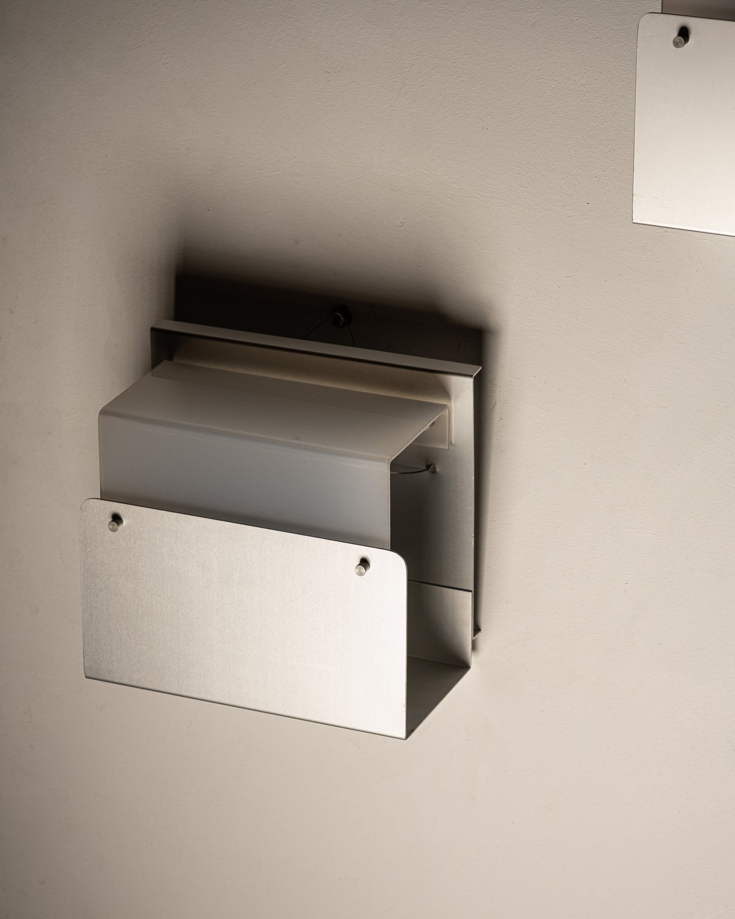 GLASS AND METAL WALL LIGHT, 1980s