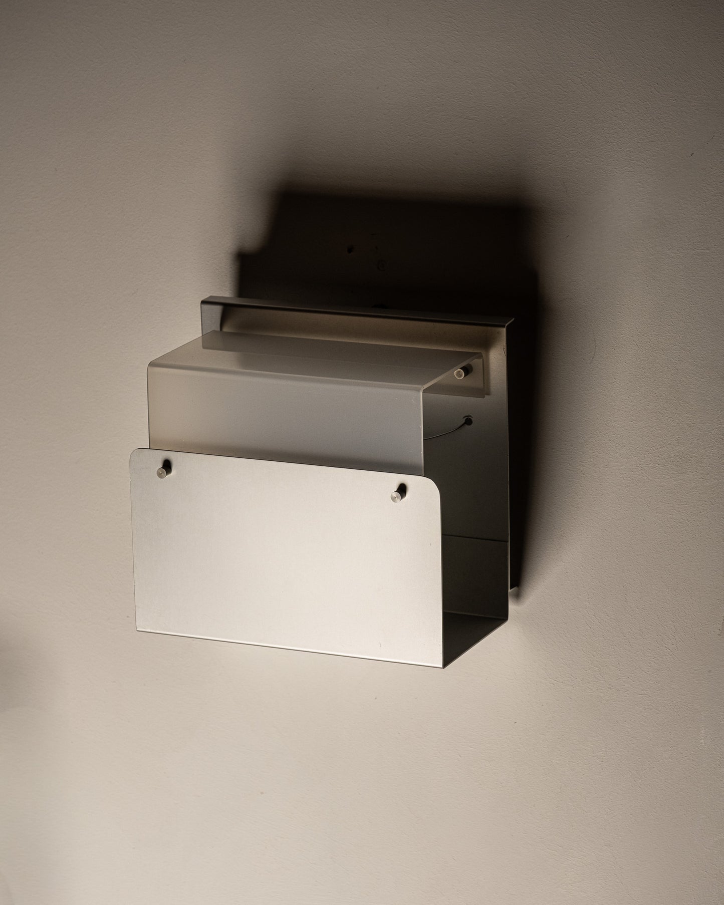 GLASS AND METAL WALL LIGHT, 1980s