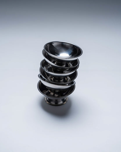 SET DE 6 COUPES EN INOX, 1970s