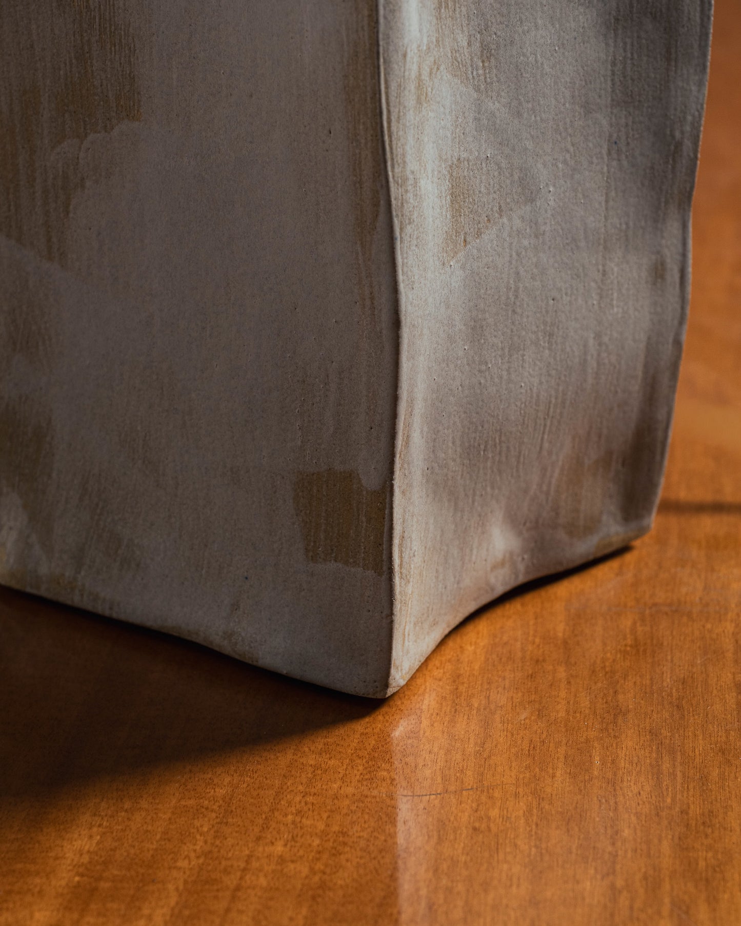 LAMPE RECTANGULAIRE EN CÉRAMIQUE