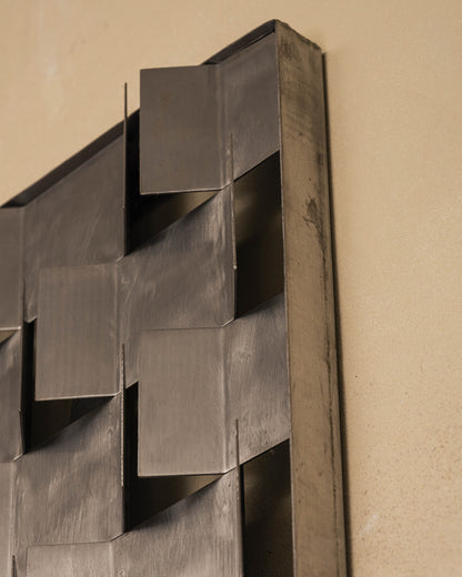 GRAND PANNEAU MURAL EN MÉTAL