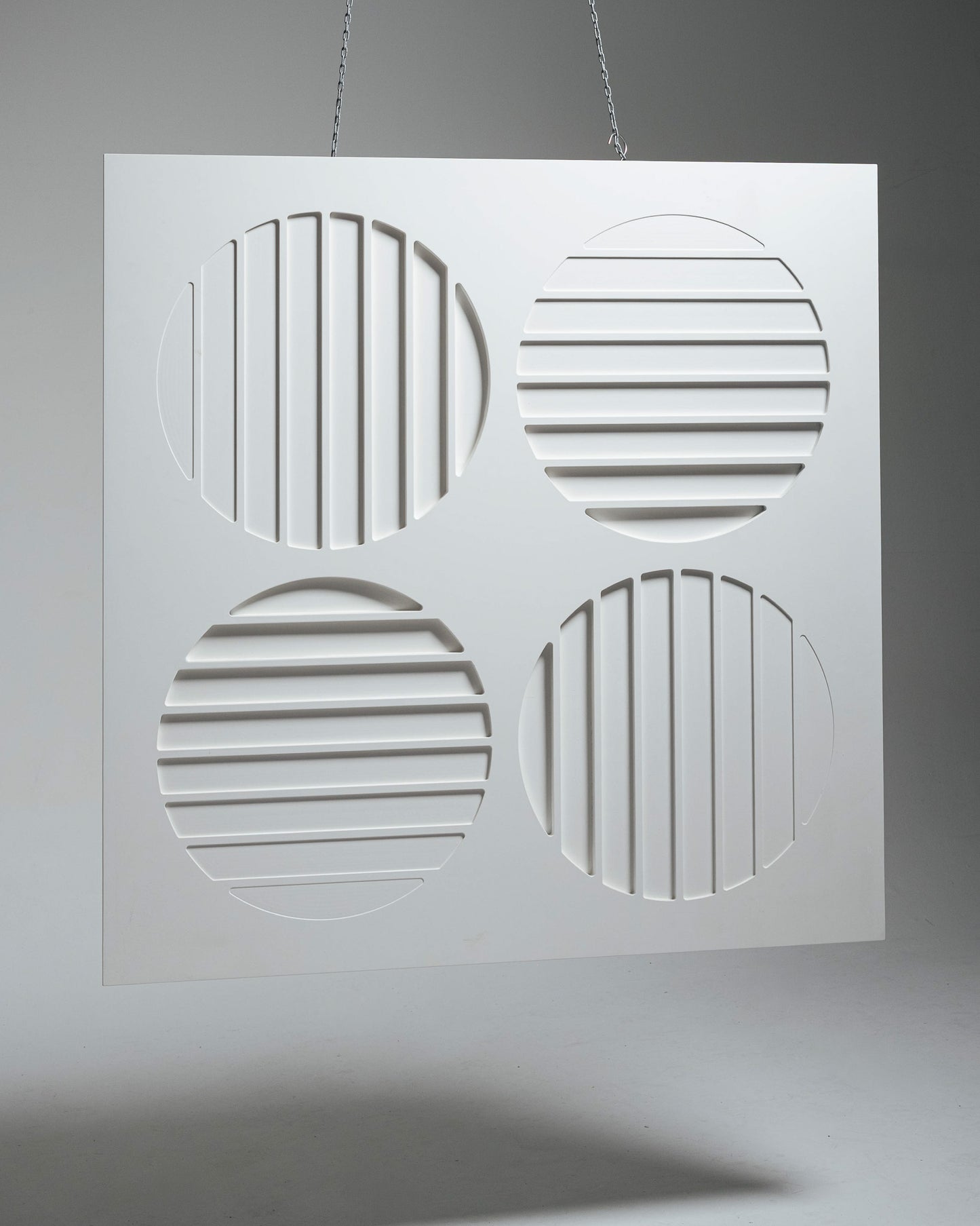 TABLEAU CINÉTIQUE EN BOIS BLANC