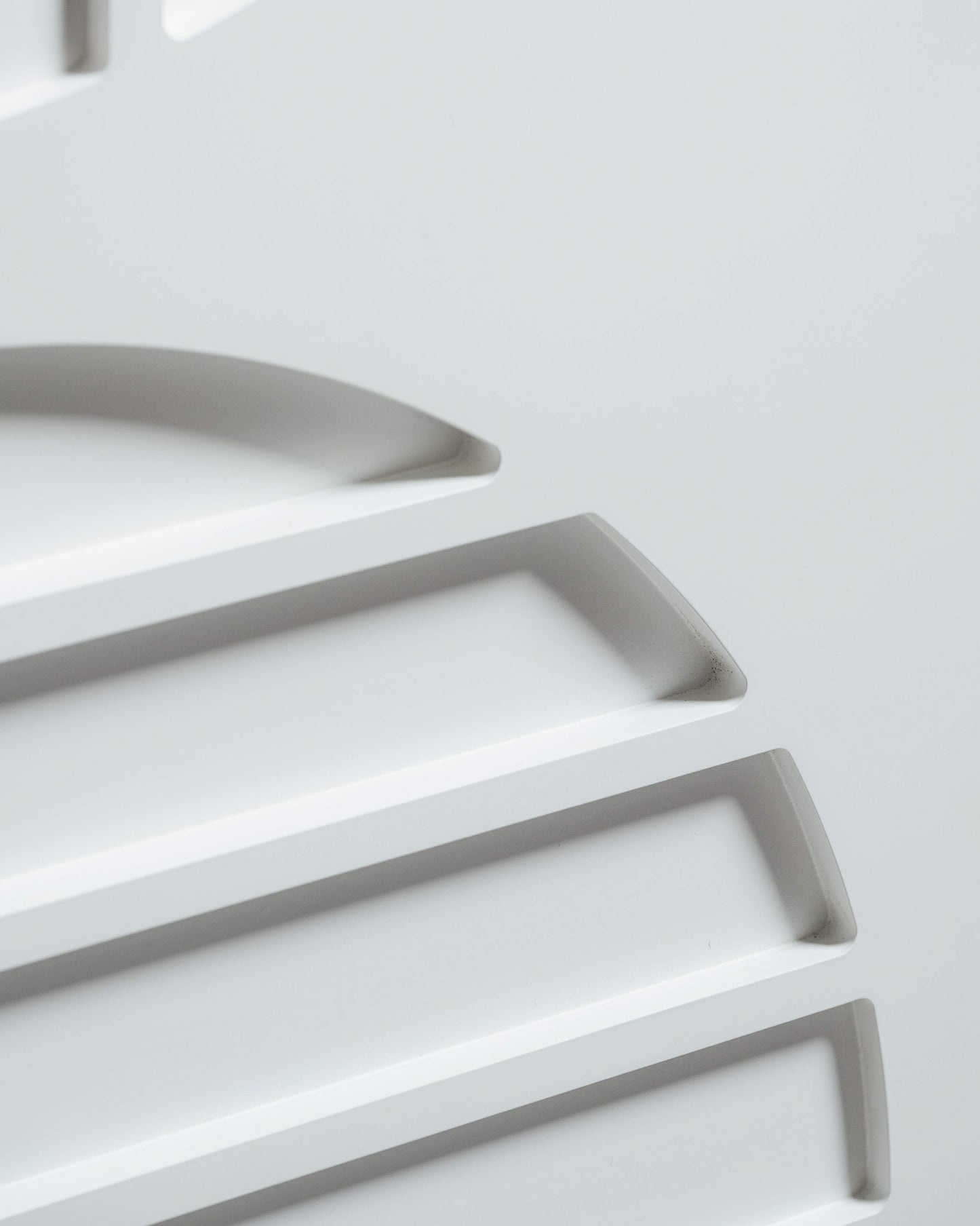 TABLEAU CINÉTIQUE EN BOIS BLANC