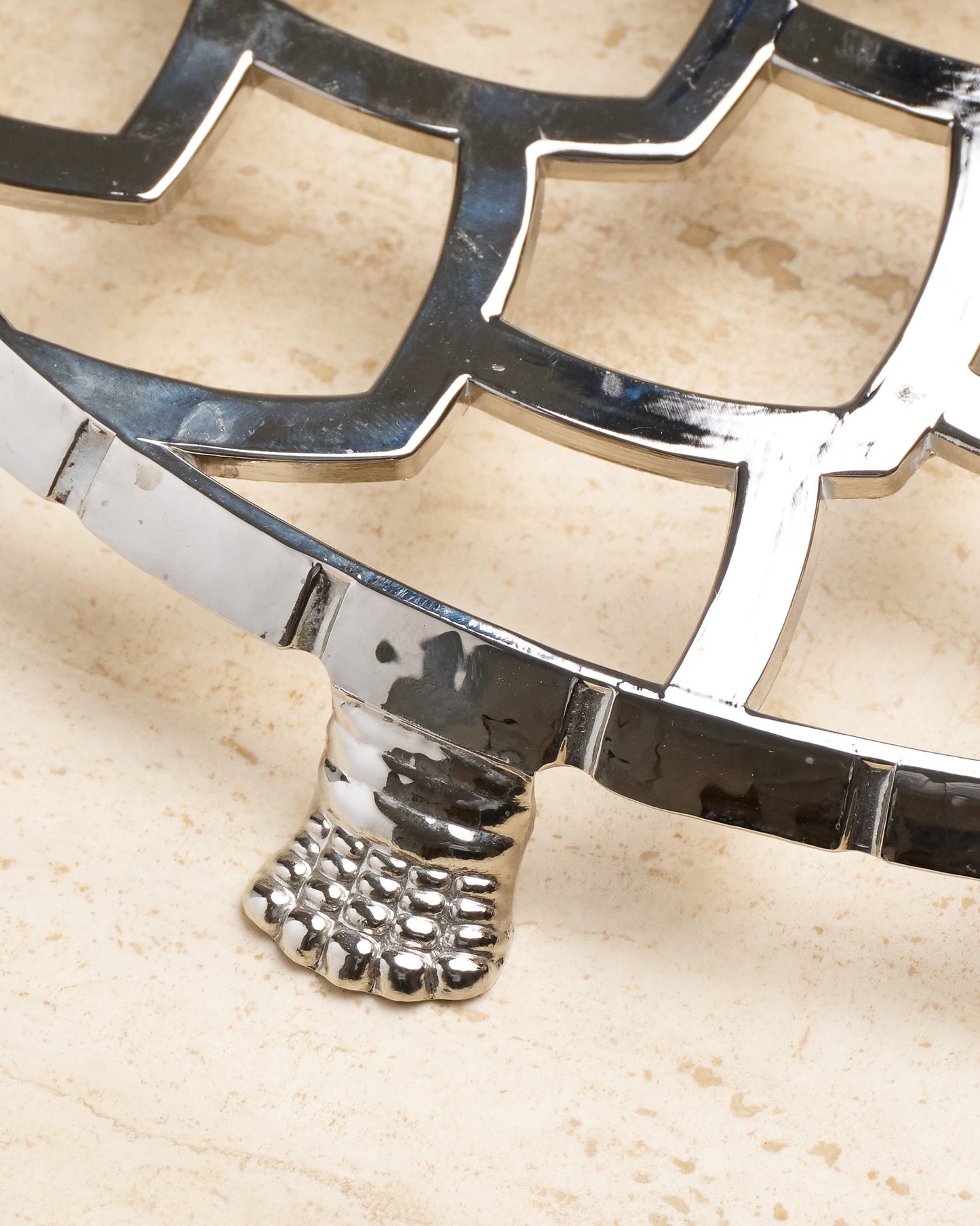 METAL TURTLE TRIVET, 1970S