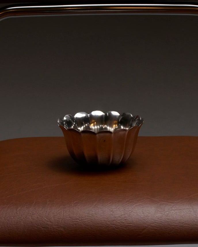 FLOWER-SHAPED SAUCER, METAL, 1960S