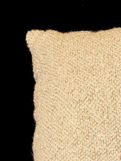 OFF-WHITE CUSHION
