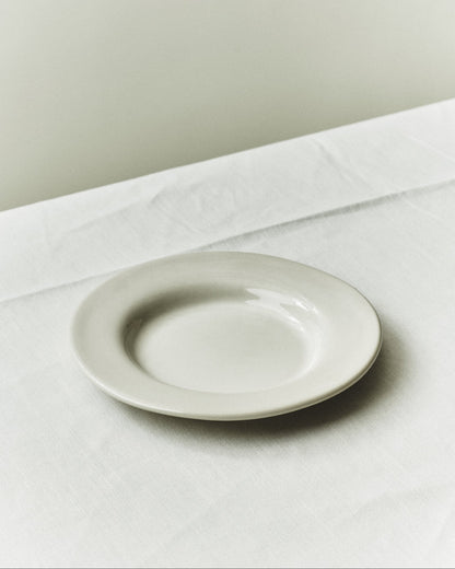 Ceramic dessert plate