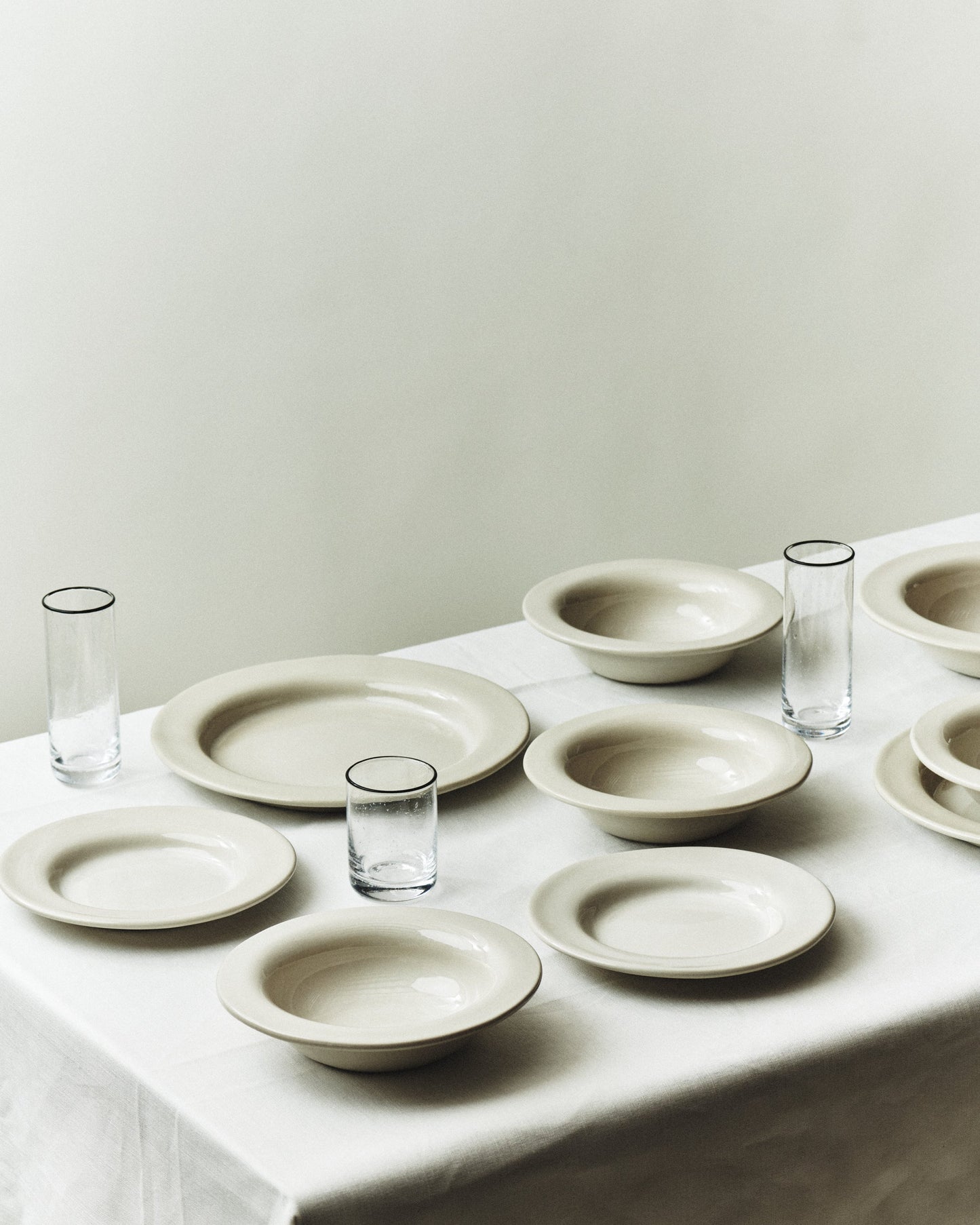 Ceramic dessert plate