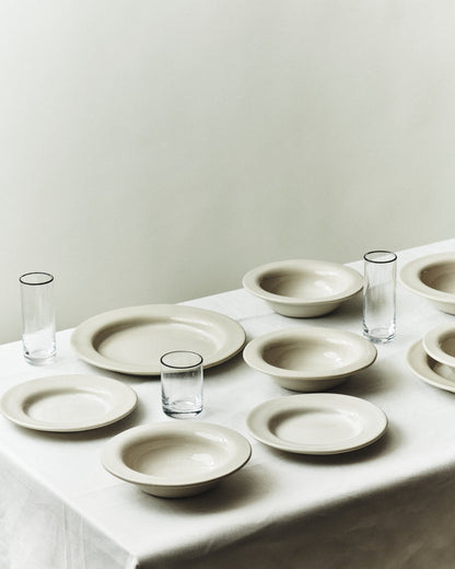 Ceramic dessert plate