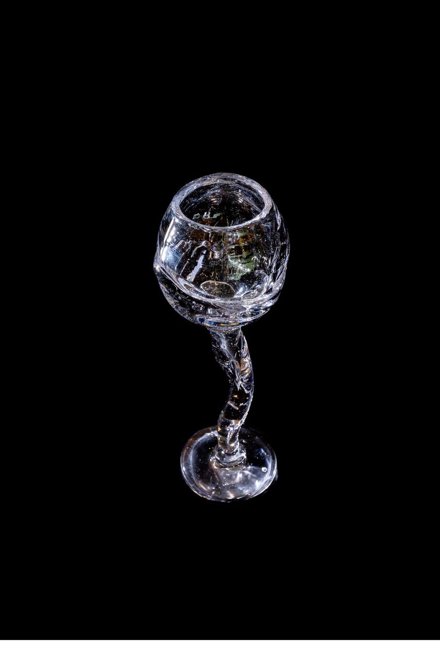 FREE-FORM WINE GLASS