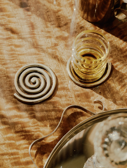 SET DE 4 DESSOUS-DE-VERRES EN SPIRALE