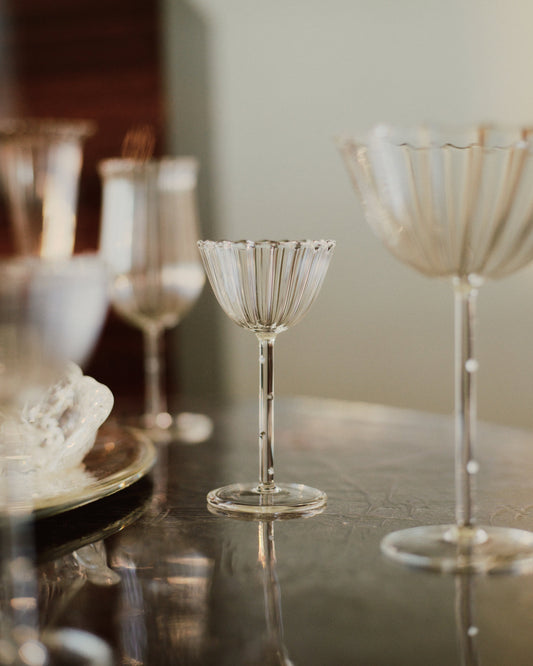 Set of 4 glasses with cordial cosmo liqueur