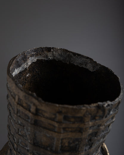 TÊTE SCULPTÉE EN LAITON, 1960s