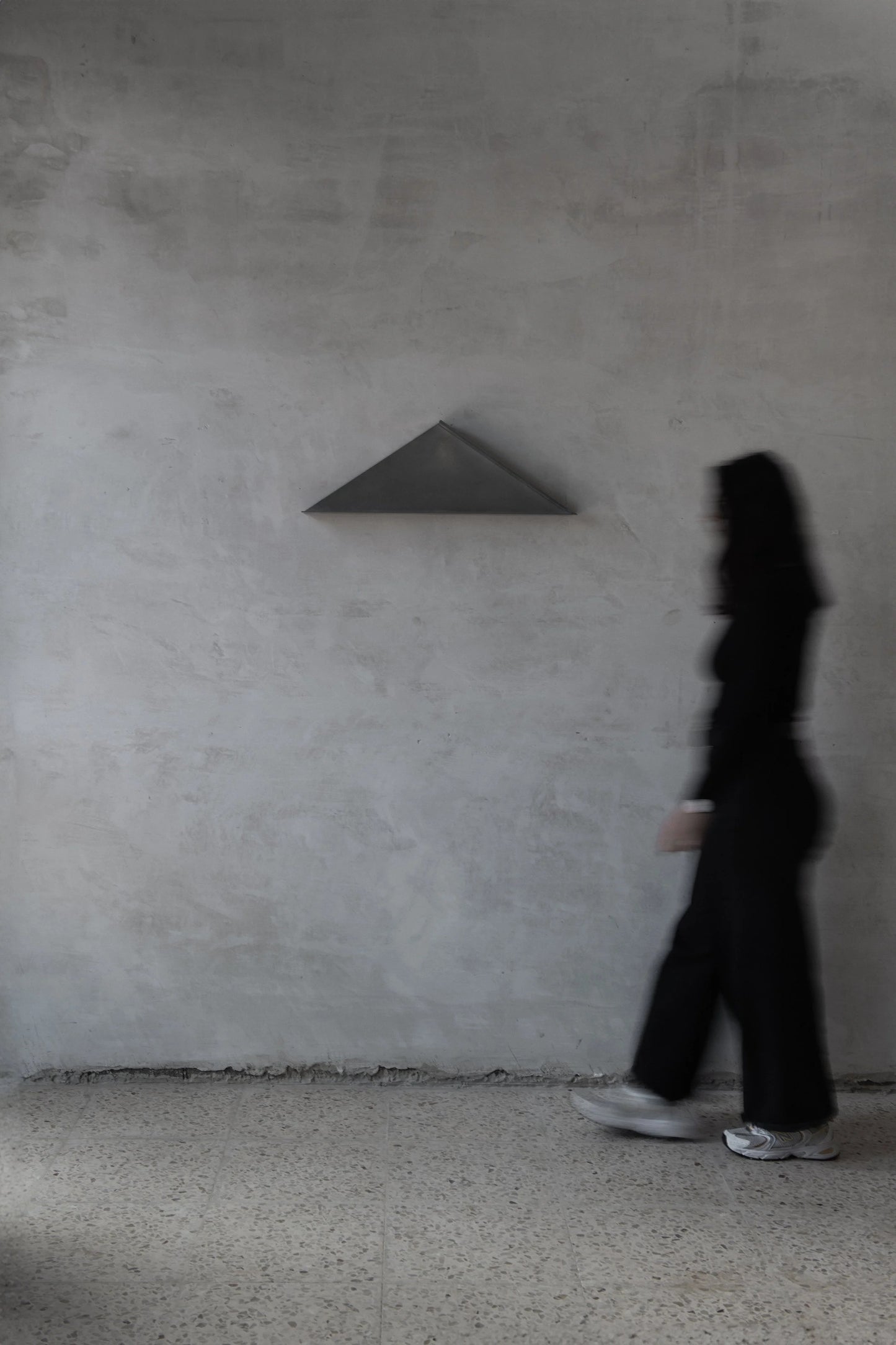 ÉTAGÈRE EN MÉTAL THE FRONT