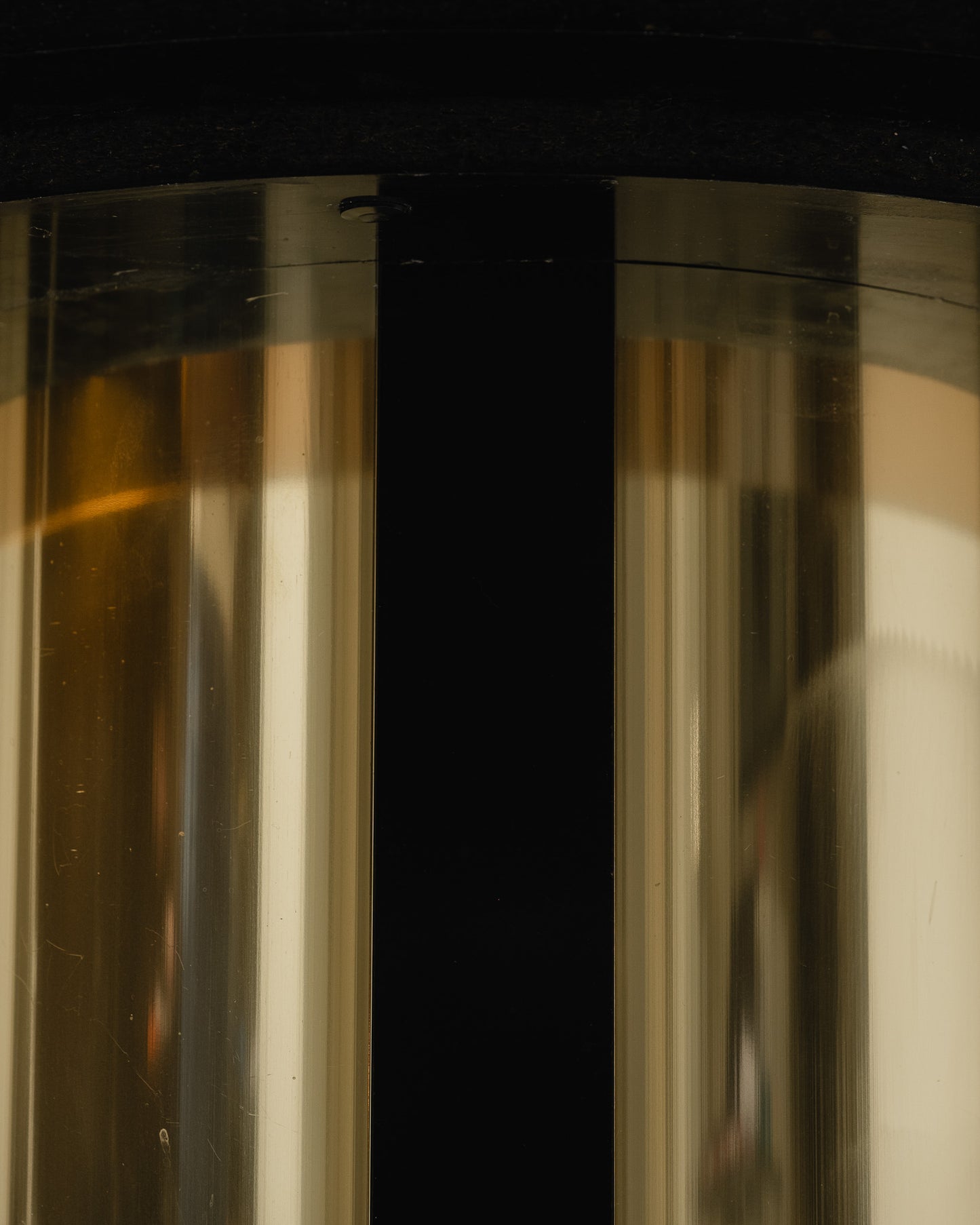 TABLE À MANGER EN LAITON ET VERRE, 1970s