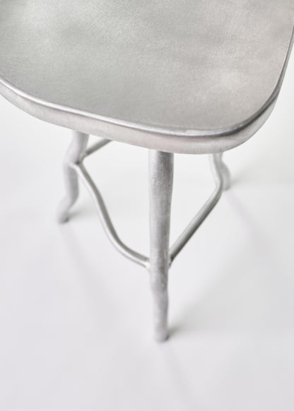 TABOURET EN ALUMINIUM