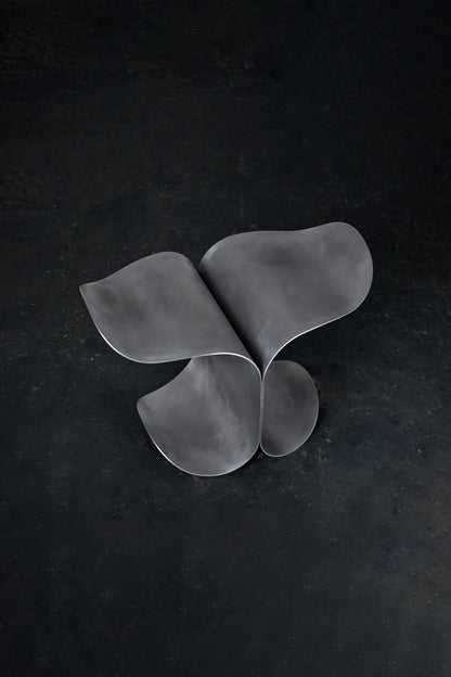 TABLE D'APPOINT "WAVES IN OBJECT"