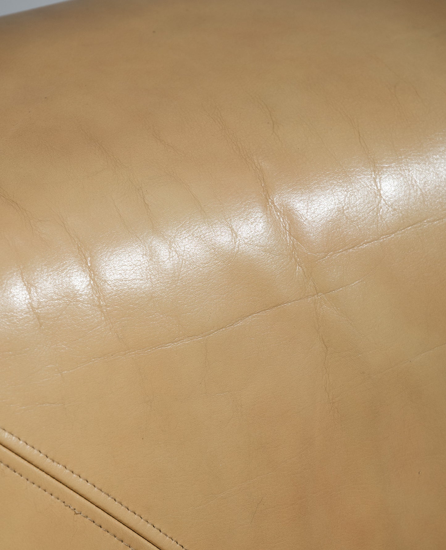 FAUTEUIL MAH JONG EN CUIR, ROCHE BOBOIS, 1970s