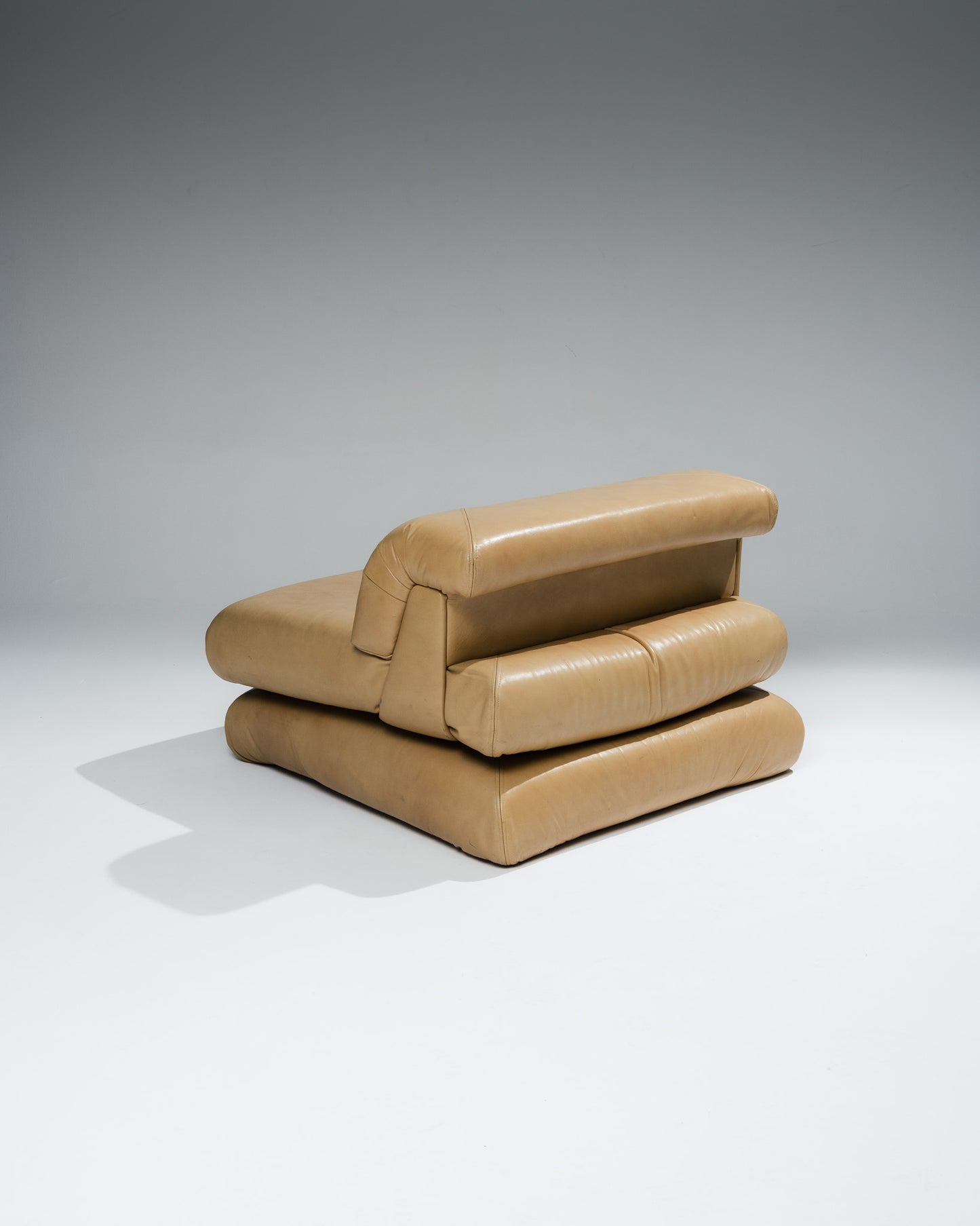 FAUTEUIL MAH JONG EN CUIR, ROCHE BOBOIS, 1970s