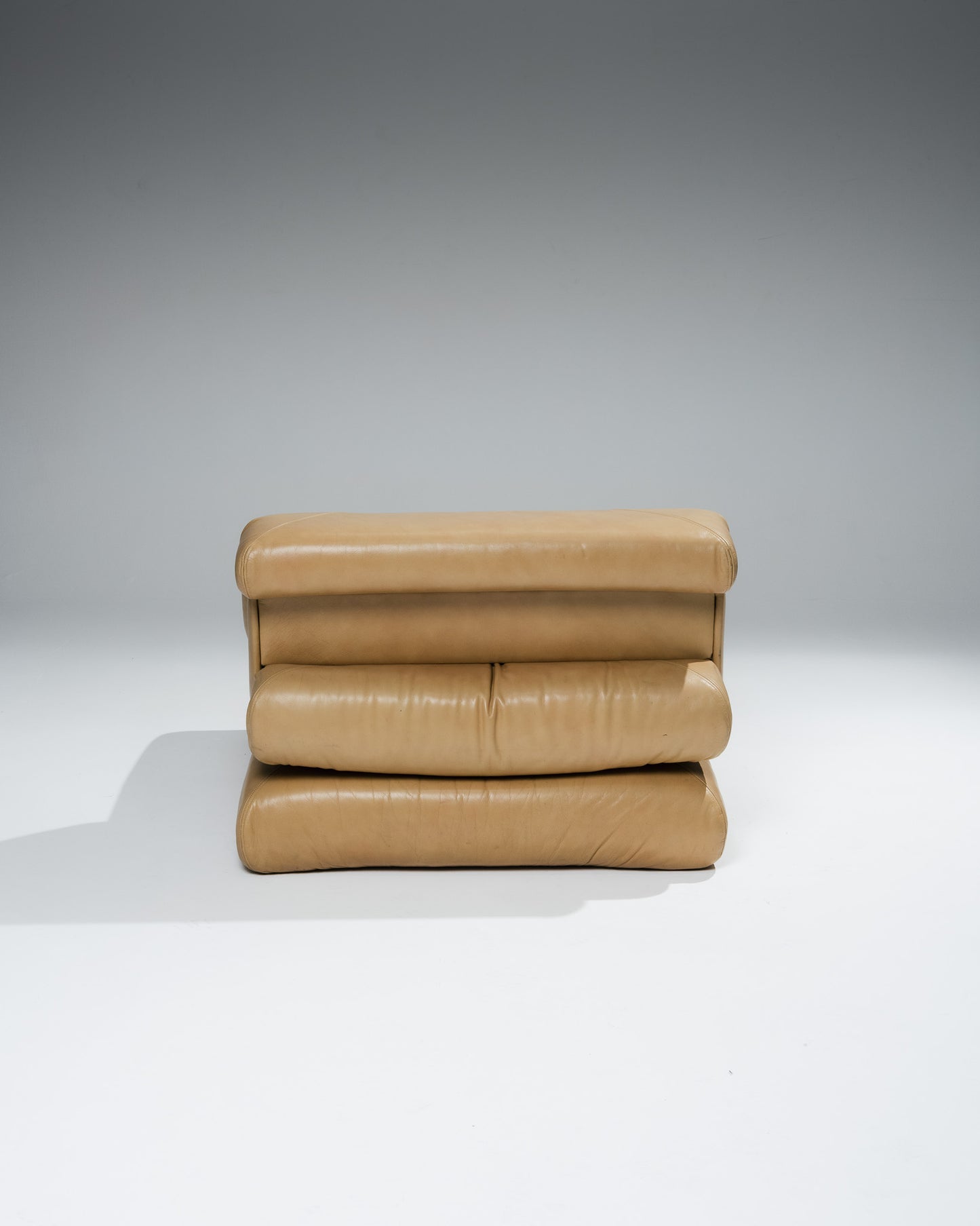 FAUTEUIL MAH JONG EN CUIR, ROCHE BOBOIS, 1970s
