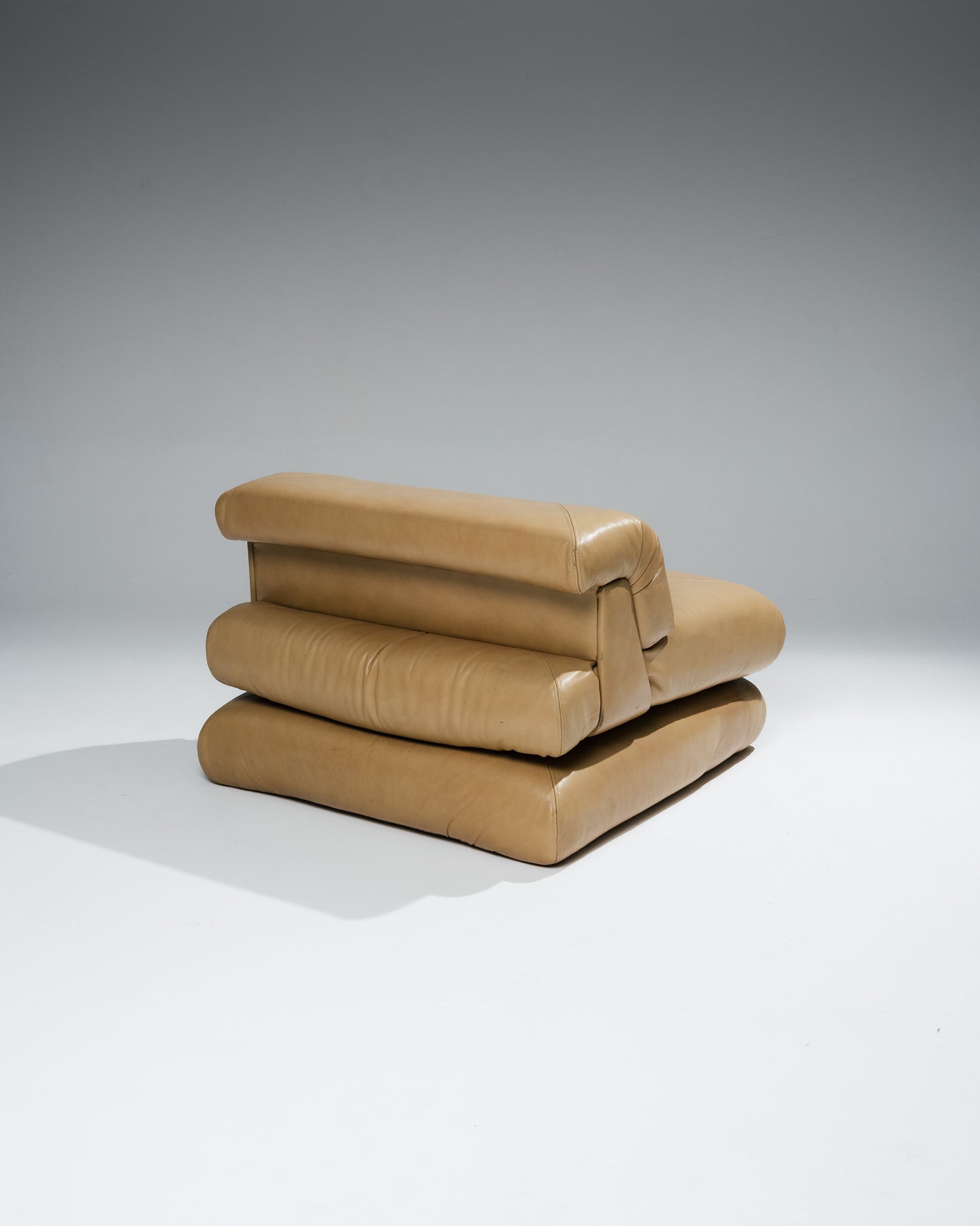 FAUTEUIL MAH JONG EN CUIR, ROCHE BOBOIS, 1970s
