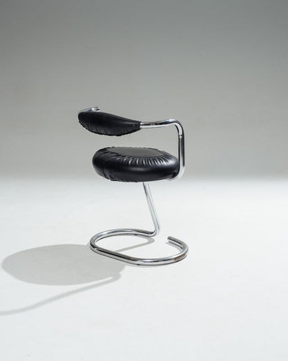 PAIRE DE CHAISES 'COBRA', GIOTTO STOPPINO, 1970s