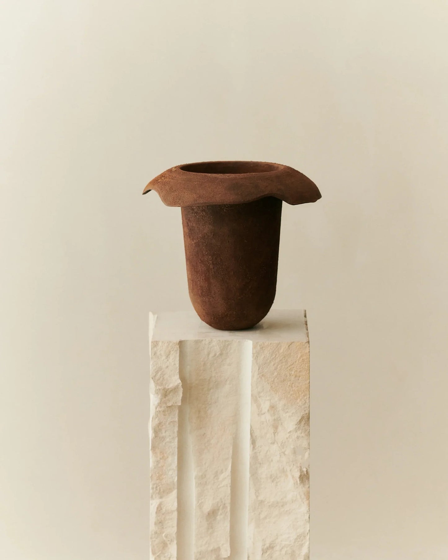 VASE 'COLLAR OBJECT 006'