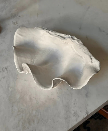 'CLAM SHELL' SCULPTURE