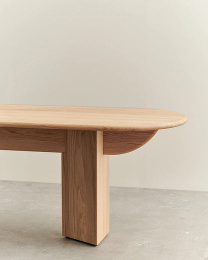 'PILLABOUT 03' DINING TABLE